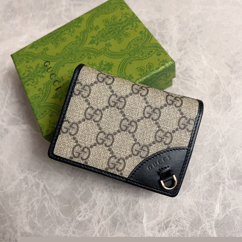 G*u*i wallets & purse